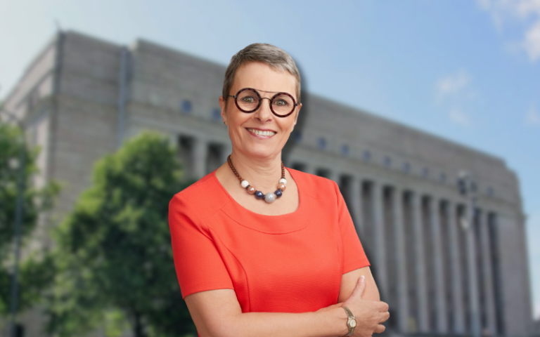 Maaret Castrén: Terapiatakuu säädetään tänä syksynä